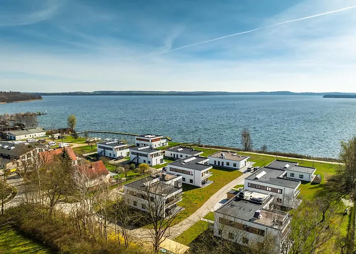 Hangar 19 Luxusbungalow Am H8 * Schwerin (Mecklenburg-Vorpommern)