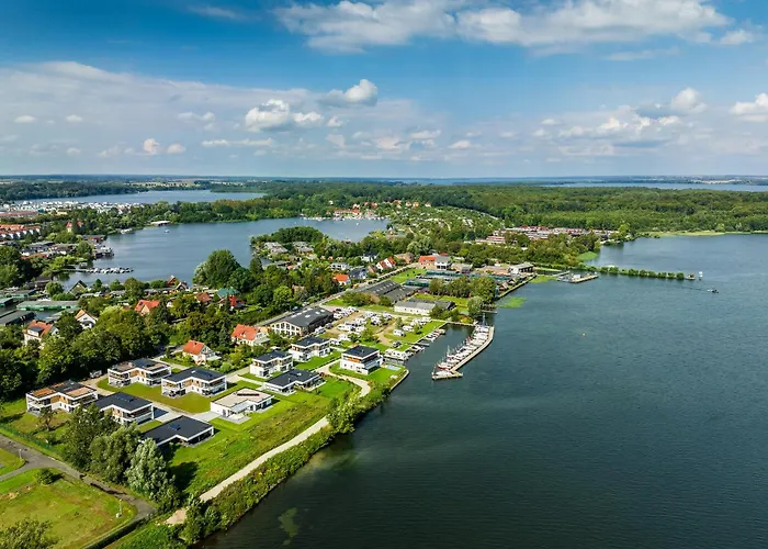 Feriehus Hangar 19 Luxusbungalow Am H8 Schwerin (Mecklenburg-Vorpommern)
